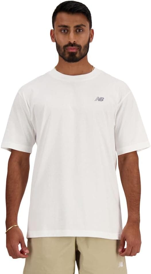 تیشرت ورزشی مردانه New Balance نخی مدل Sport Essentials تیشرت ورزشی مردانه New Balance نخی مدل Sport Essentials
