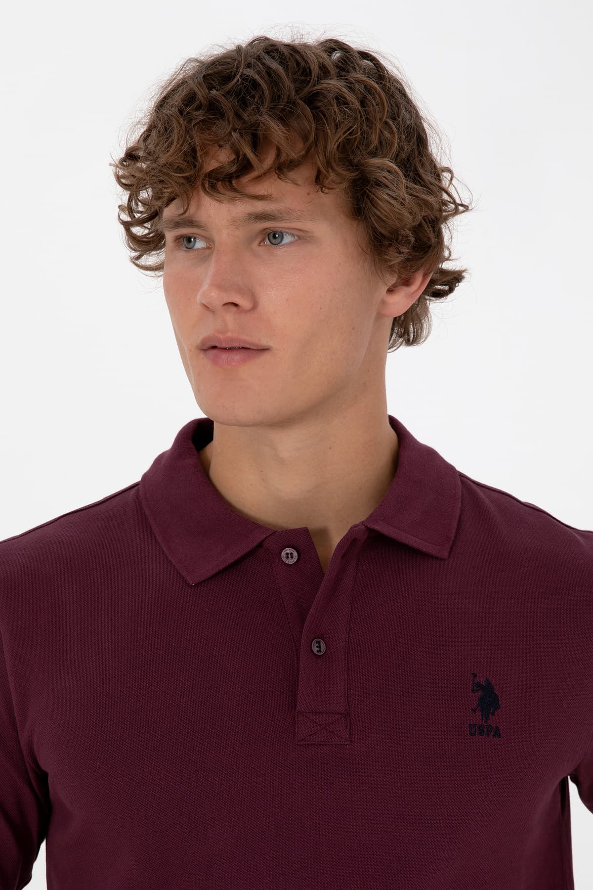 سوئیشرت مردانه U.S. Polo Assn. فیت معمولی یقه پولو بوردو تیره مدل 50307757-VR177 سوئیشرت مردانه U.S. Polo Assn. فیت معمولی یقه پولو بوردو تیره مدل 50307757-VR177