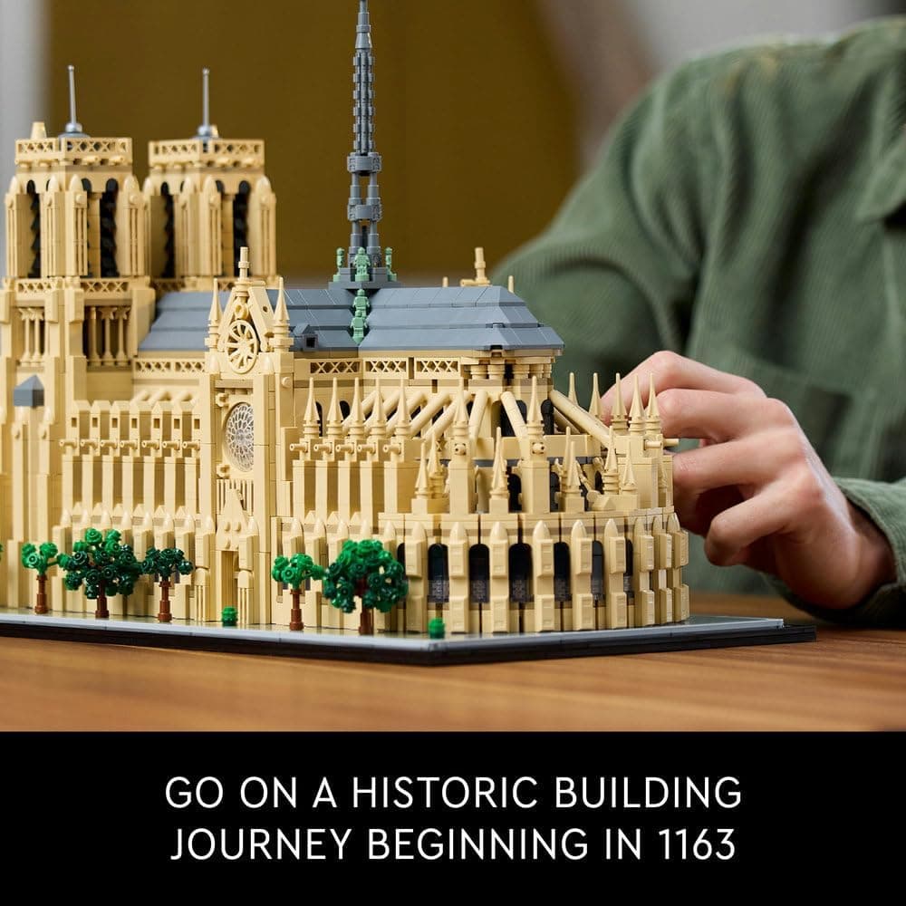 لگو Architecture Notre-Dame de Paris مدل 21061 لگو Architecture Notre-Dame de Paris مدل 21061