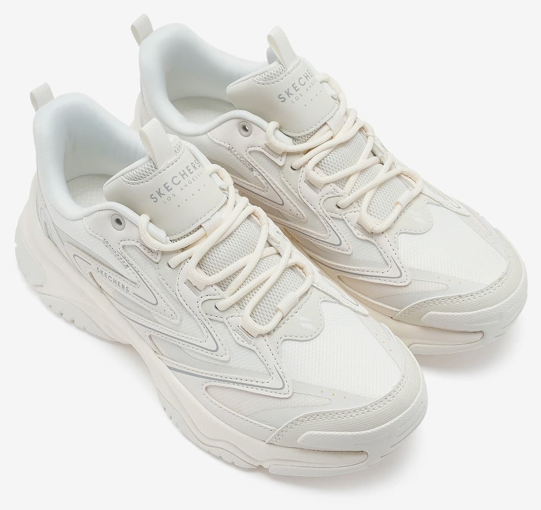 کفش اسنیکرز زنانه Skechers سفید مدل MOONHIKER - APOGEE BLOOM 177592 WHT کفش اسنیکرز زنانه Skechers سفید مدل MOONHIKER - APOGEE BLOOM 177592 WHT