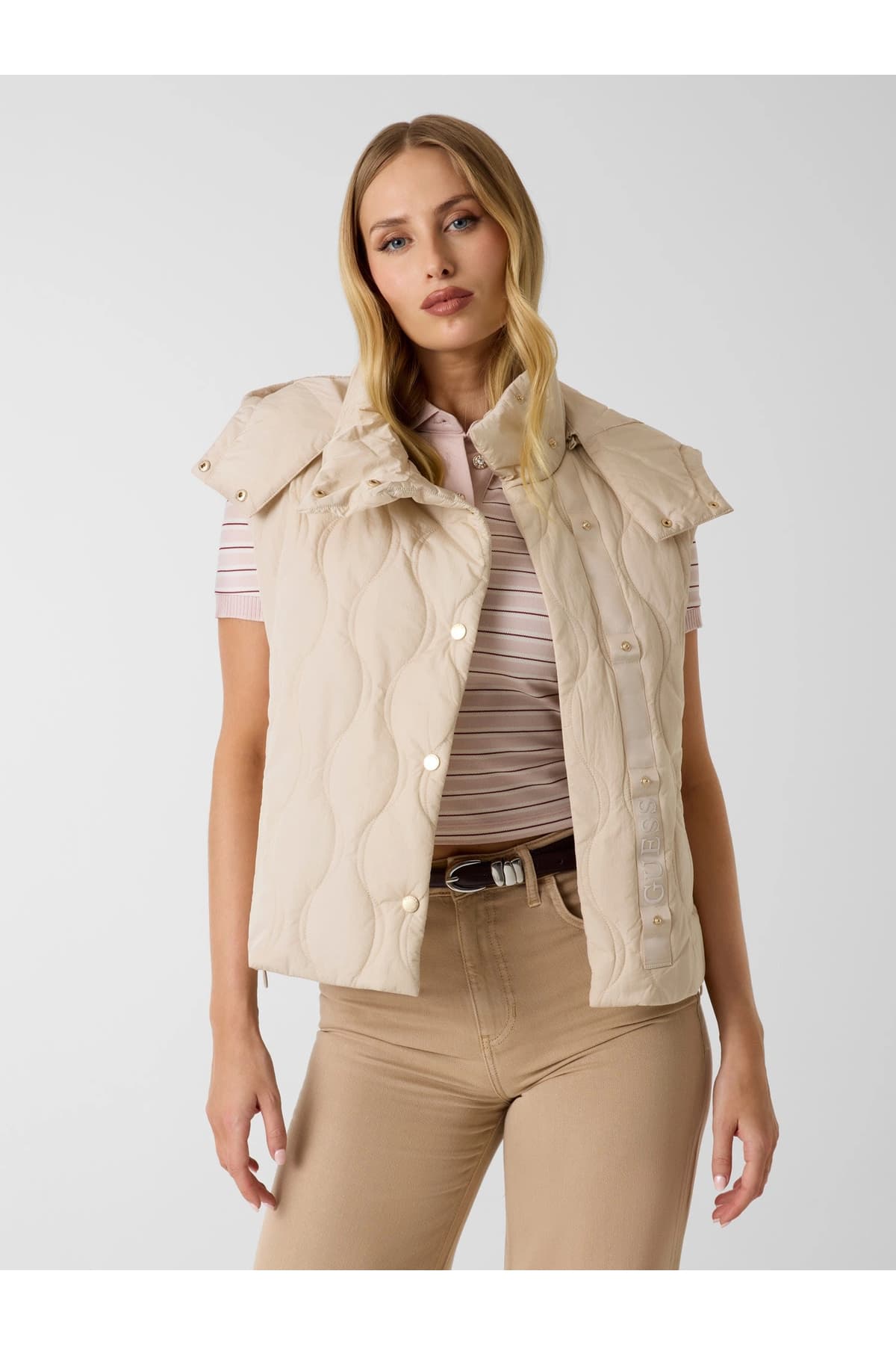 جلیقه زنانه Guess مدل Corinne جلیقه زنانه Guess مدل Corinne