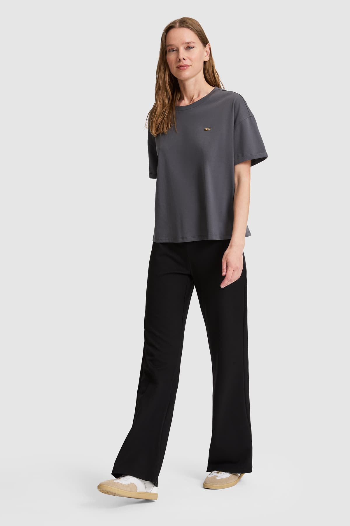 تیشرت زنانه U.S. Polo Assn. ذغالی یقهگرد ساده مدل 50323545-VR006 تیشرت زنانه U.S. Polo Assn. ذغالی یقهگرد ساده مدل 50323545-VR006