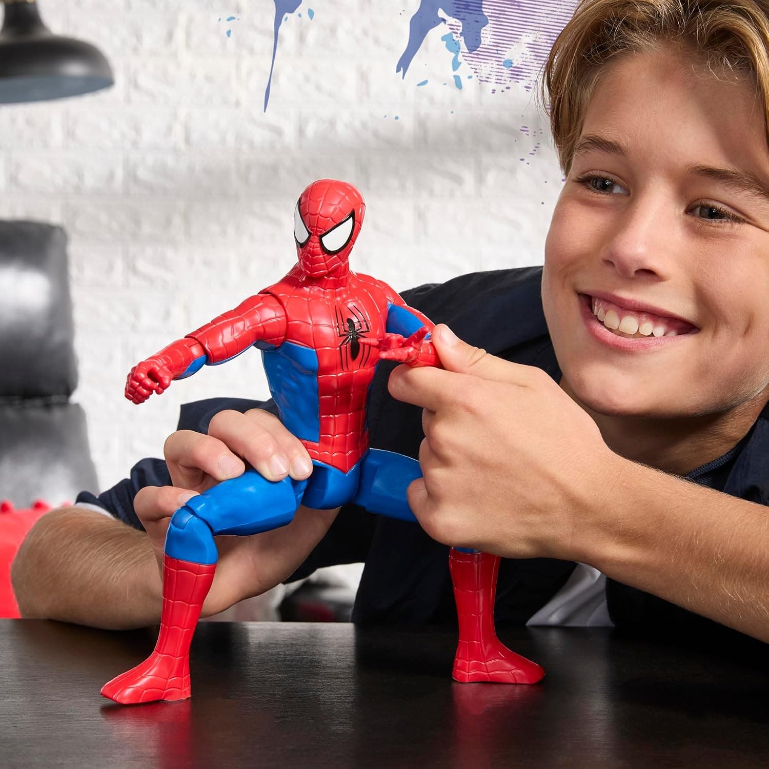 فیگور اکشن کودکان Marvel Spider-Man سری Titan با ارتفاع 30 cm مناسب 4 سال به بالا فیگور اکشن کودکان Marvel Spider-Man سری Titan با ارتفاع 30 cm مناسب 4 سال به بالا
