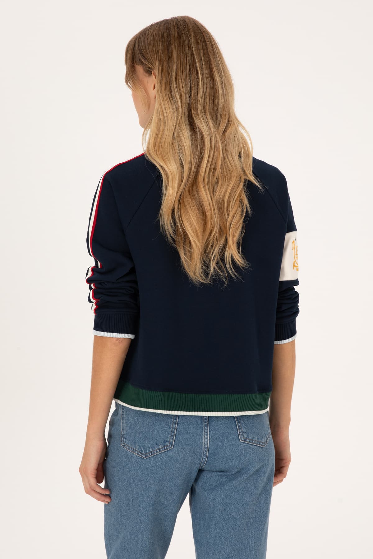 سوئیشرت زنانه U.S. Polo Assn. سرمهای با زیپ یقه ایستاده مدل 50311024-VR033 سوئیشرت زنانه U.S. Polo Assn. سرمهای با زیپ یقه ایستاده مدل 50311024-VR033