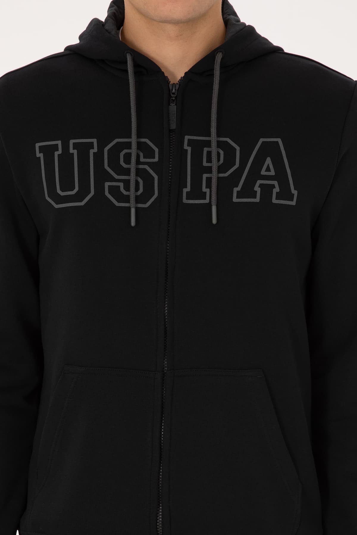 هیرکا بافت مردانه U.S. Polo Assn. کلاهدار زیپدار فیت معمولی مشکی مدل 50313719-VR046 هیرکا بافت مردانه U.S. Polo Assn. کلاهدار زیپدار فیت معمولی مشکی مدل 50313719-VR046