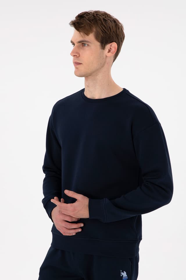 سوئیشرت مردانه U.S. Polo Assn. فیت راحت یقه گرد سرمهای مدل 50293438-VR033 سوئیشرت مردانه U.S. Polo Assn. فیت راحت یقه گرد سرمهای مدل 50293438-VR033