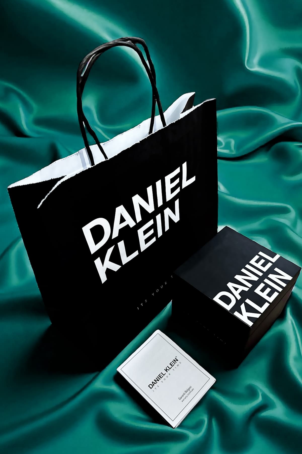 ساعت مردانه Daniel Klein ضد آب 3 ATM بند استیل نقرهای مدل Cbk448 ساعت مردانه Daniel Klein ضد آب 3 ATM بند استیل نقرهای مدل Cbk448