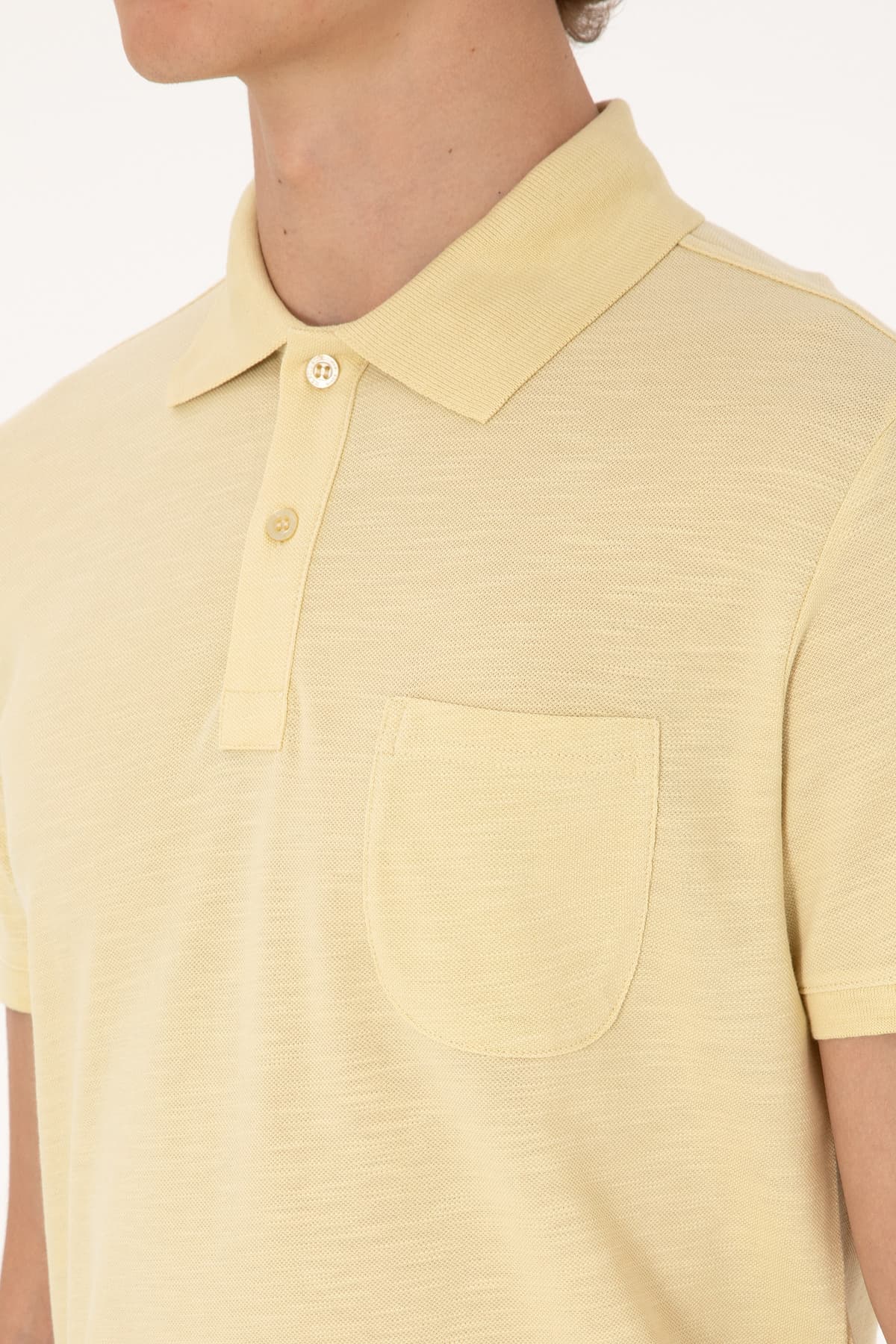 تیشرت مردانه U.S. Polo Assn. اسلیم فیت یقه پولو زرد روشن مدل 50299538-VR183 تیشرت مردانه U.S. Polo Assn. اسلیم فیت یقه پولو زرد روشن مدل 50299538-VR183