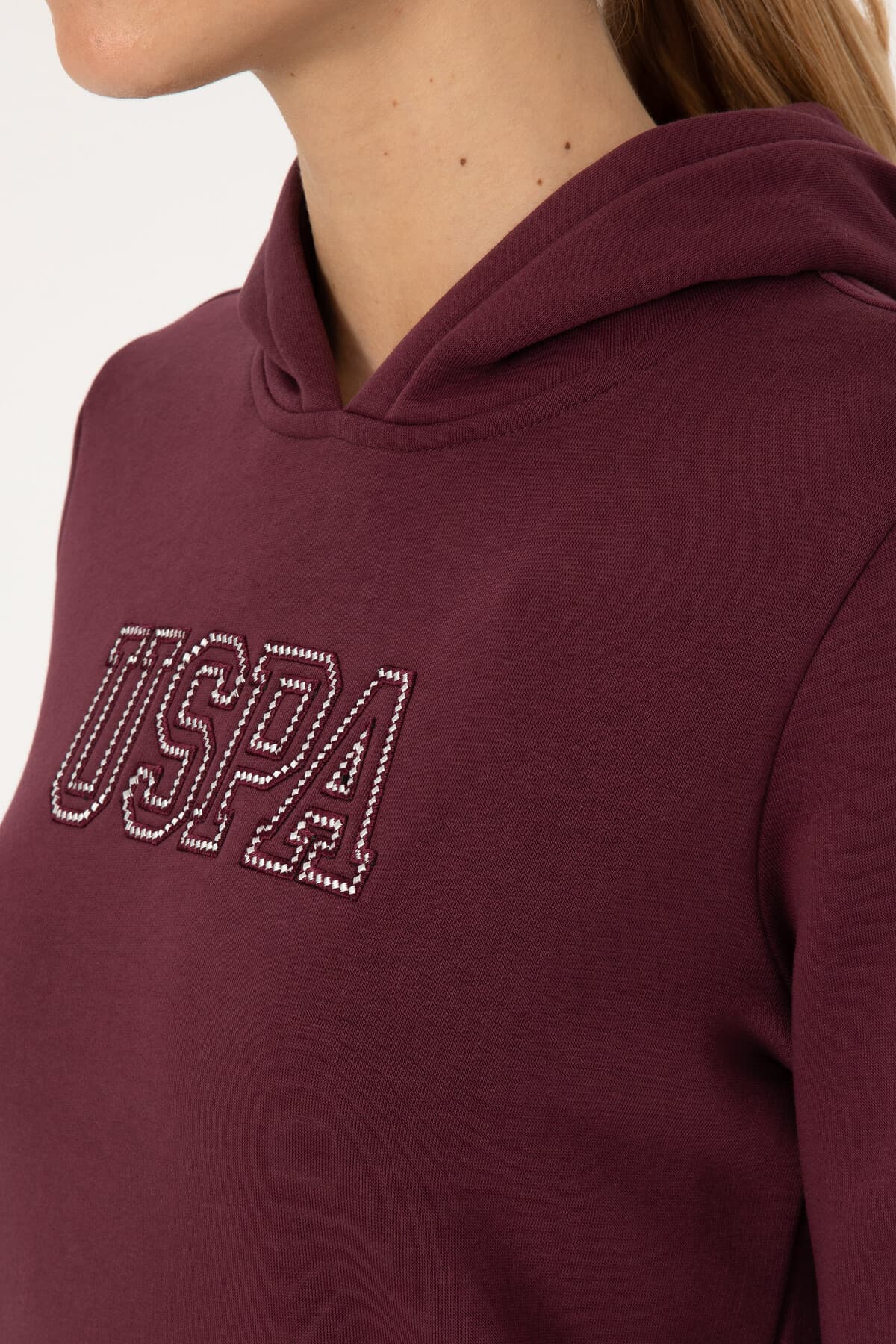 سوئیشرت زنانه U.S. Polo Assn. کلاهدار زرشکی کرکی مدل 50313566-VR177 سوئیشرت زنانه U.S. Polo Assn. کلاهدار زرشکی کرکی مدل 50313566-VR177