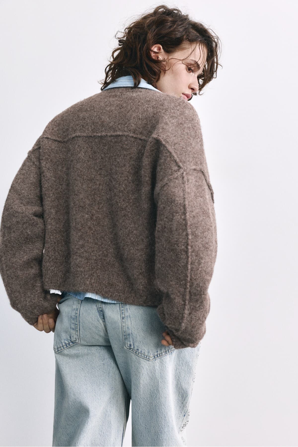 کاردیگان زنانه Pull & Bear بافت نرم کاردیگان زنانه Pull & Bear بافت نرم
