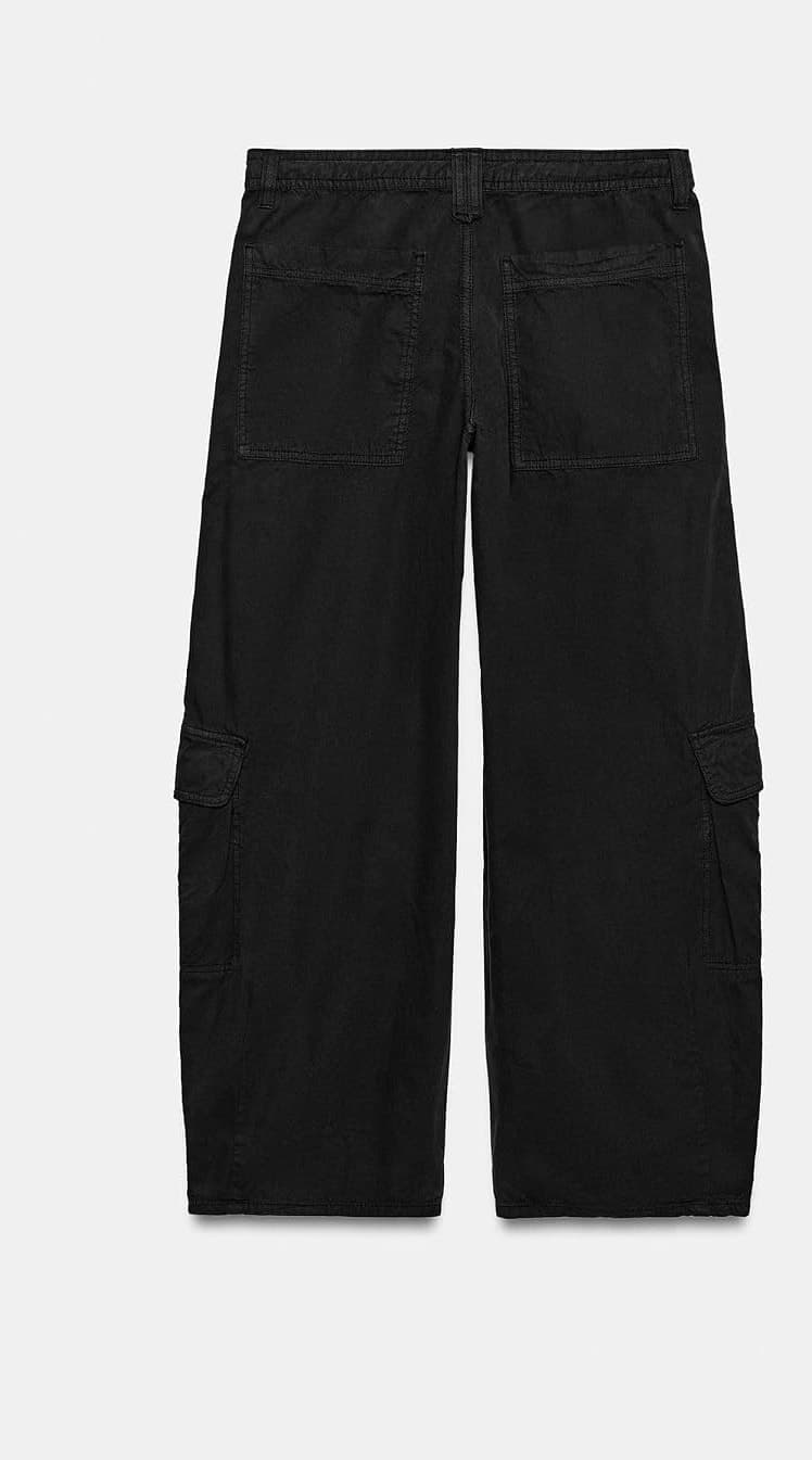 شلوار کارگو زنانه Zara اورسایز مشکی سایز 42 شلوار کارگو زنانه Zara اورسایز مشکی سایز 42