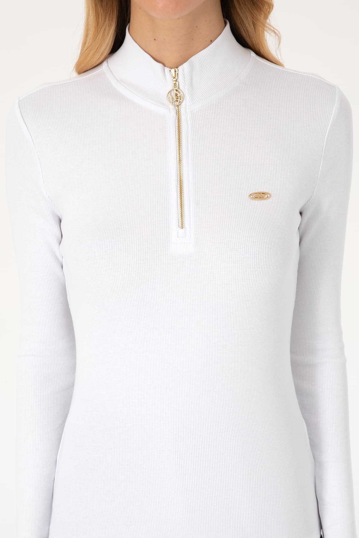 سوئیشرت زنانه U.S. Polo Assn. سفید با زیپ یقه ایستاده مدل 50313564-VR013 سوئیشرت زنانه U.S. Polo Assn. سفید با زیپ یقه ایستاده مدل 50313564-VR013