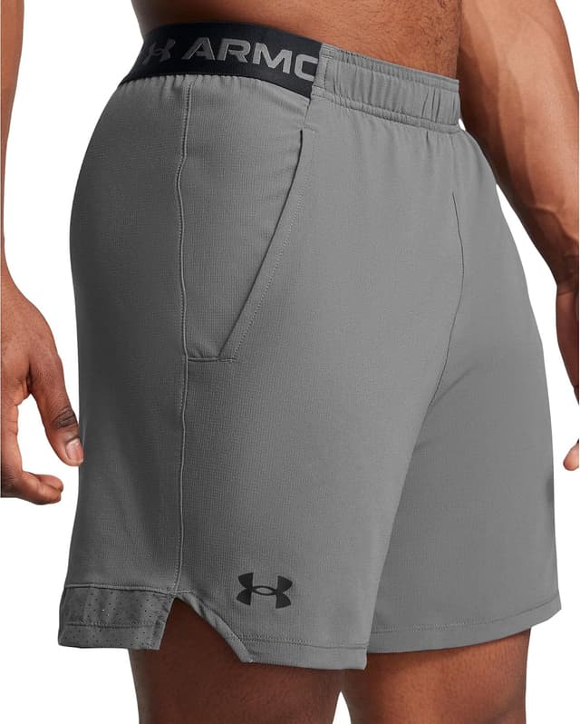شورت مردانه Under Armour بافت تنیده با طرح گرافیکی شورت مردانه Under Armour بافت تنیده با طرح گرافیکی