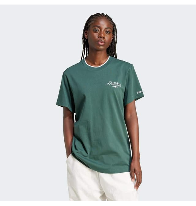 تیشرت زنانه adidas گرافیکی با فیت گشاد تیشرت زنانه adidas گرافیکی با فیت گشاد