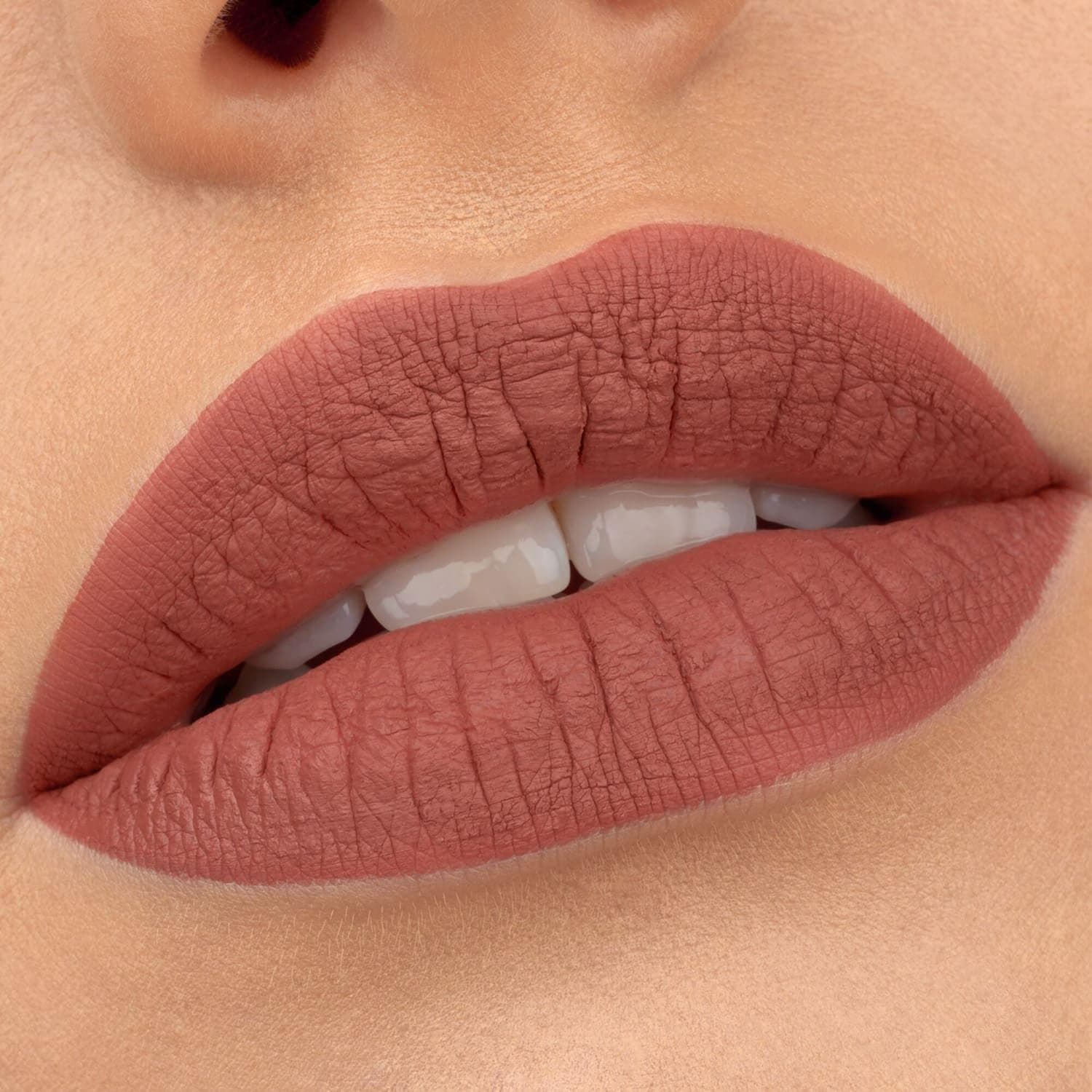 رژ لب مایع مات Essence Cosmetics 8h مدل 10 رژ لب مایع مات Essence Cosmetics 8h مدل 10