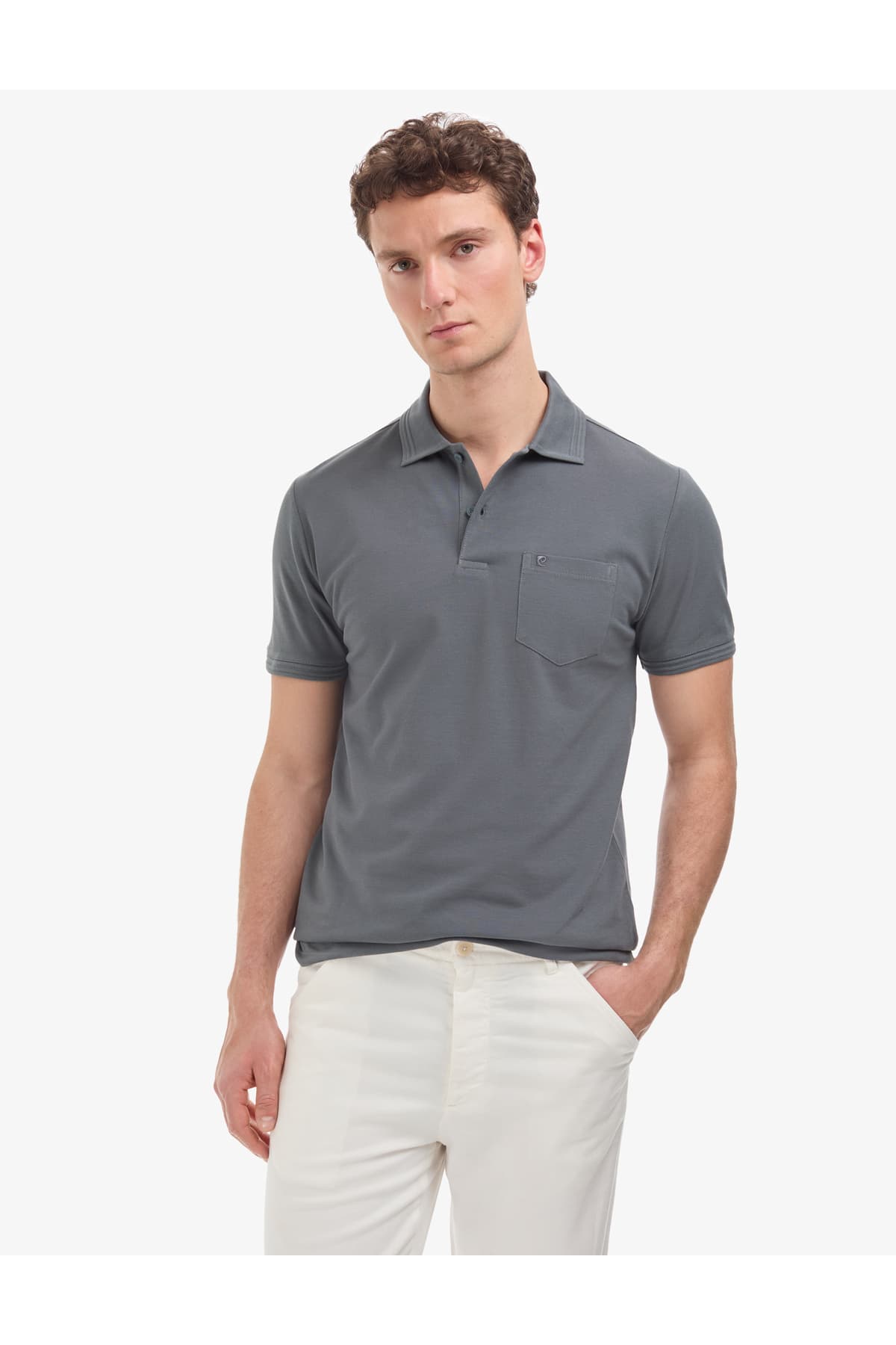 پولوشرت Pierre Cardin یقهپولو دکمهای جیبدار نخی ۱۰۰٪ ذغالی مدل 50325290-VR006 پولوشرت Pierre Cardin یقهپولو دکمهای جیبدار نخی ۱۰۰٪ ذغالی مدل 50325290-VR006