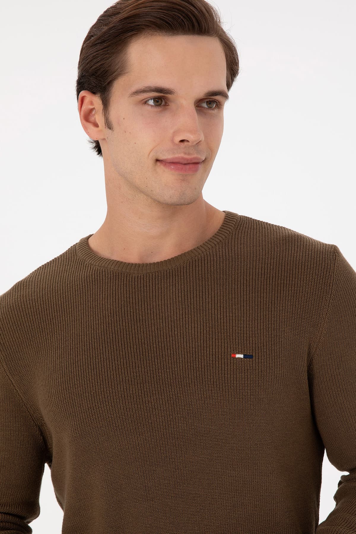 پلیور مردانه U.S. Polo Assn. Slim Fit یقه گرد خاکی ساده مدل 50298282-VR027 پلیور مردانه U.S. Polo Assn. Slim Fit یقه گرد خاکی ساده مدل 50298282-VR027