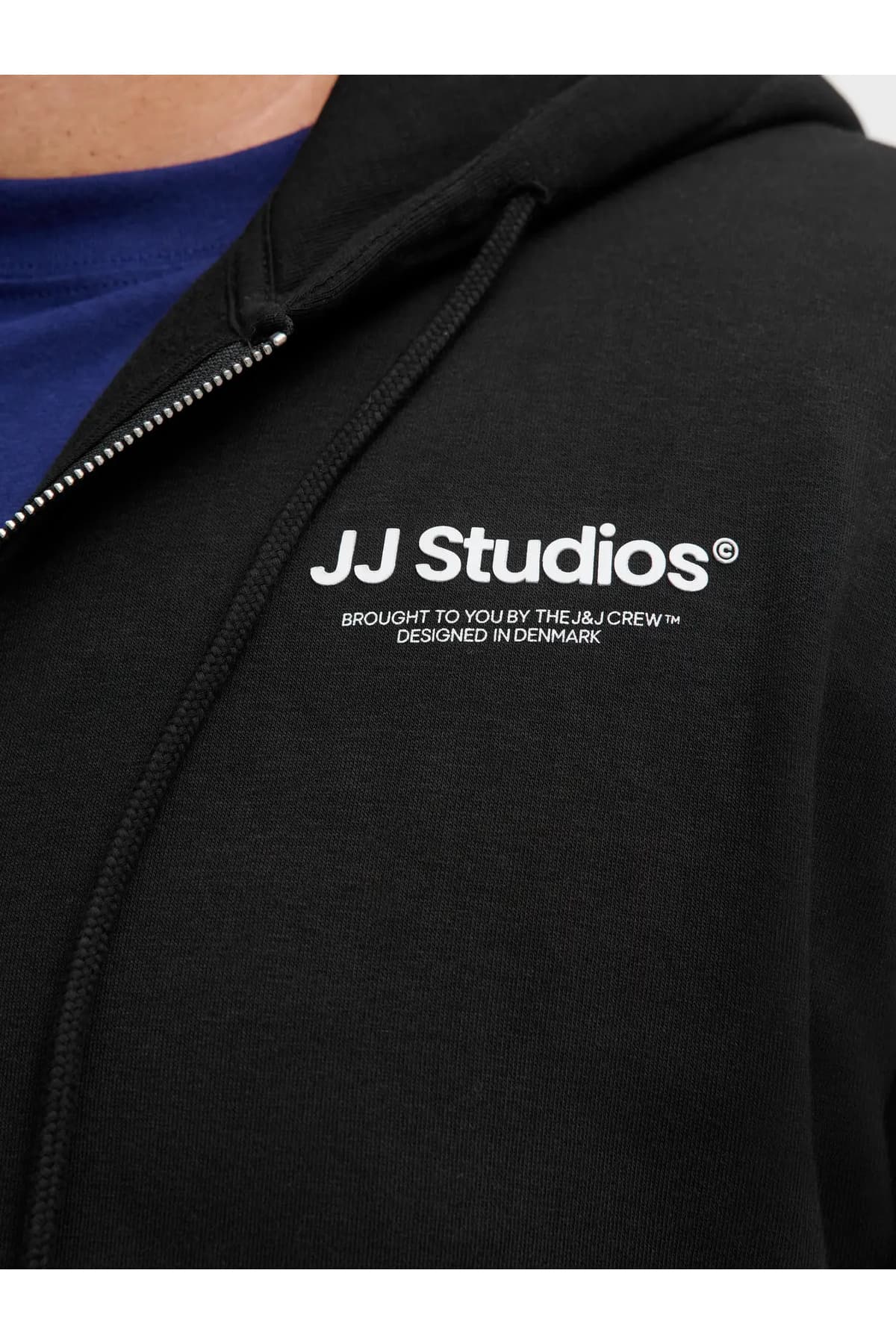 سوئیشرت کاپوشن دار مردانه Jack & Jones مشکی بزرگ سایز مدل 12279517 سوئیشرت کاپوشن دار مردانه Jack & Jones مشکی بزرگ سایز مدل 12279517