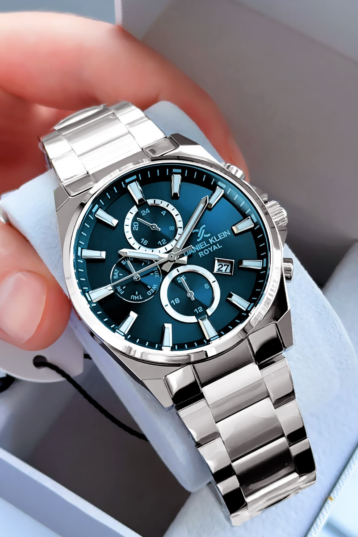 ساعت مچی مردانه Daniel Klein ضد آب 3 ATM نقرهای بند فولادی مدل CBK233 ساعت مچی مردانه Daniel Klein ضد آب 3 ATM نقرهای بند فولادی مدل CBK233