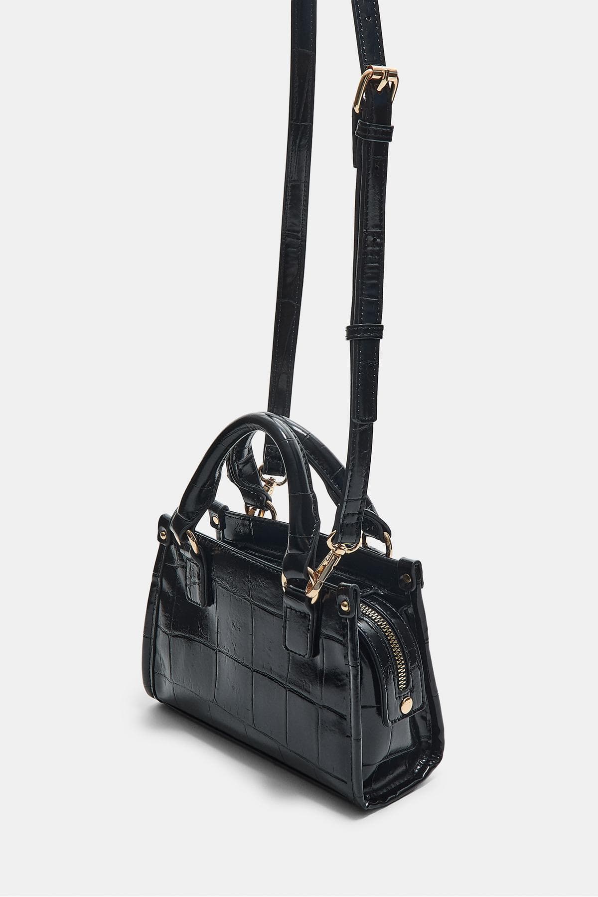 کیف توت مینی زنانه Stradivarius با طرح تمساح کیف توت مینی زنانه Stradivarius با طرح تمساح
