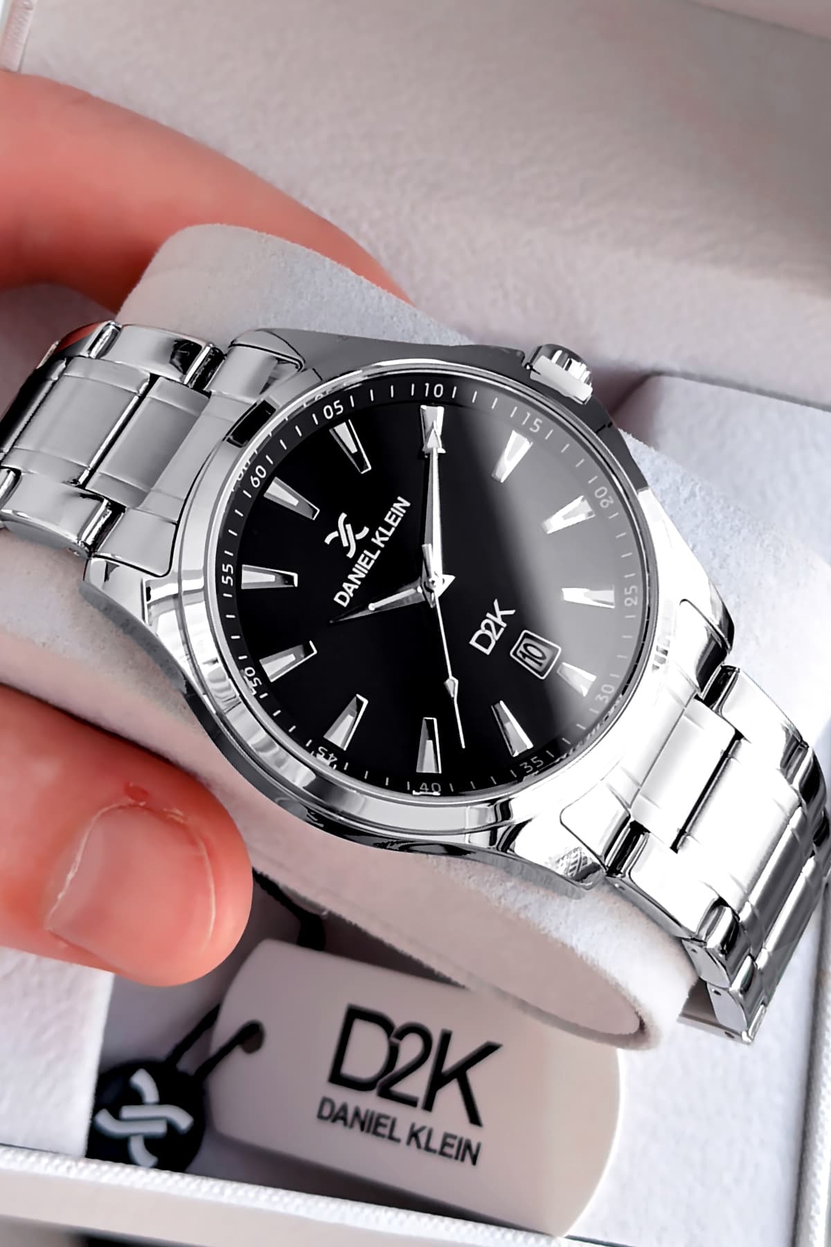 ساعت مچی مردانه Daniel Klein بند فولادی نقرهای مدل Dke2049c4 ساعت مچی مردانه Daniel Klein بند فولادی نقرهای مدل Dke2049c4