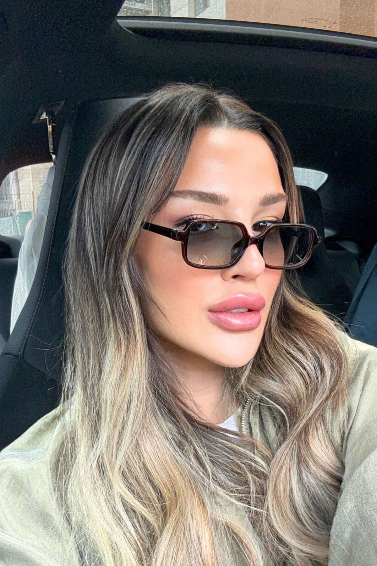 عینک آفتابی زنانه REN EYEWEAR فریم باریک قهوهای سبز مدل Bloom Kare UV400 عینک آفتابی زنانه REN EYEWEAR فریم باریک قهوهای سبز مدل Bloom Kare UV400