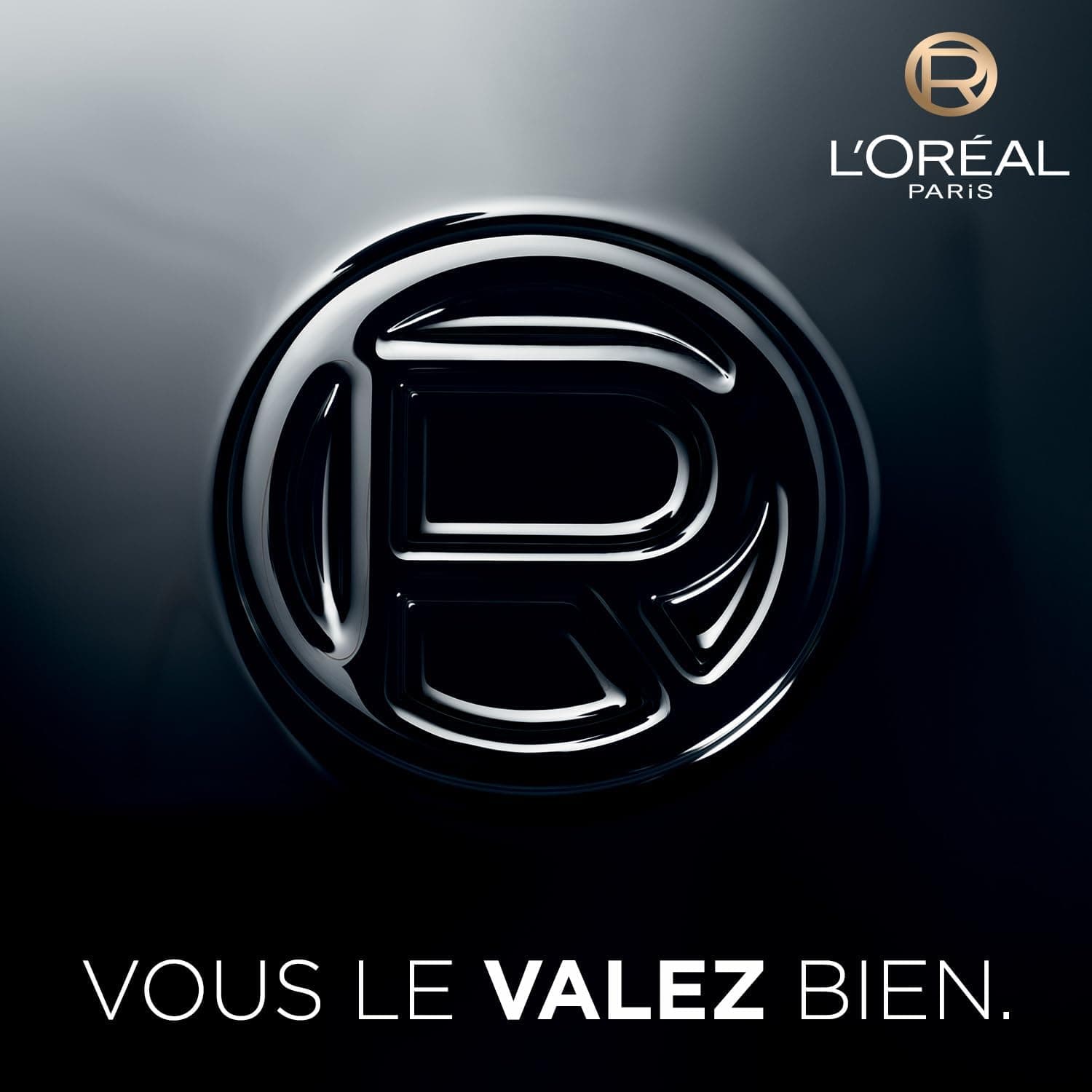 مداد لب L'Oreal Paris مدل Color Riche 300 Le Rouge Paris مداد لب L'Oreal Paris مدل Color Riche 300 Le Rouge Paris