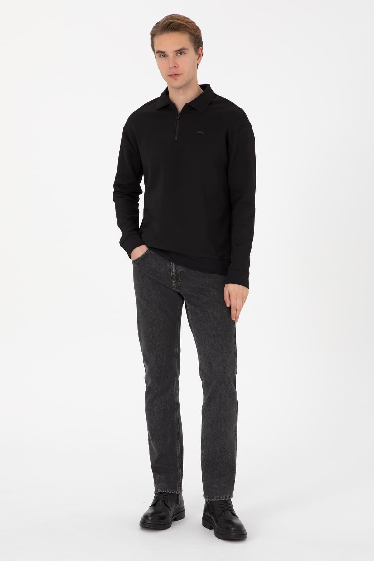 سویشرت مردانه U.S. Polo Assn. نیم زیپ فیت راحت مشکی مدل 50316484-VR046 سویشرت مردانه U.S. Polo Assn. نیم زیپ فیت راحت مشکی مدل 50316484-VR046