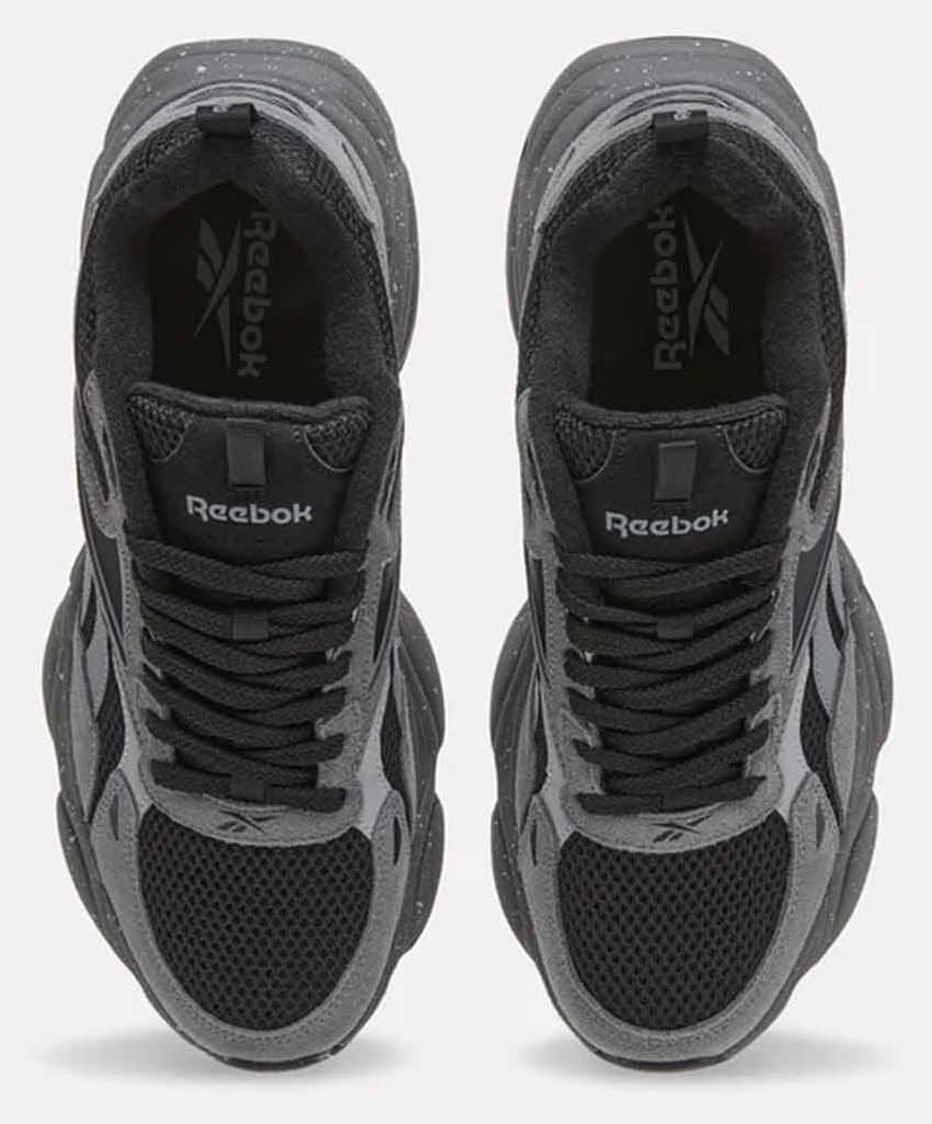 کفش اسنیکر مردانه Reebok خاکستری مشکی زیره ضخیم توری مدل Charge Run کفش اسنیکر مردانه Reebok خاکستری مشکی زیره ضخیم توری مدل Charge Run