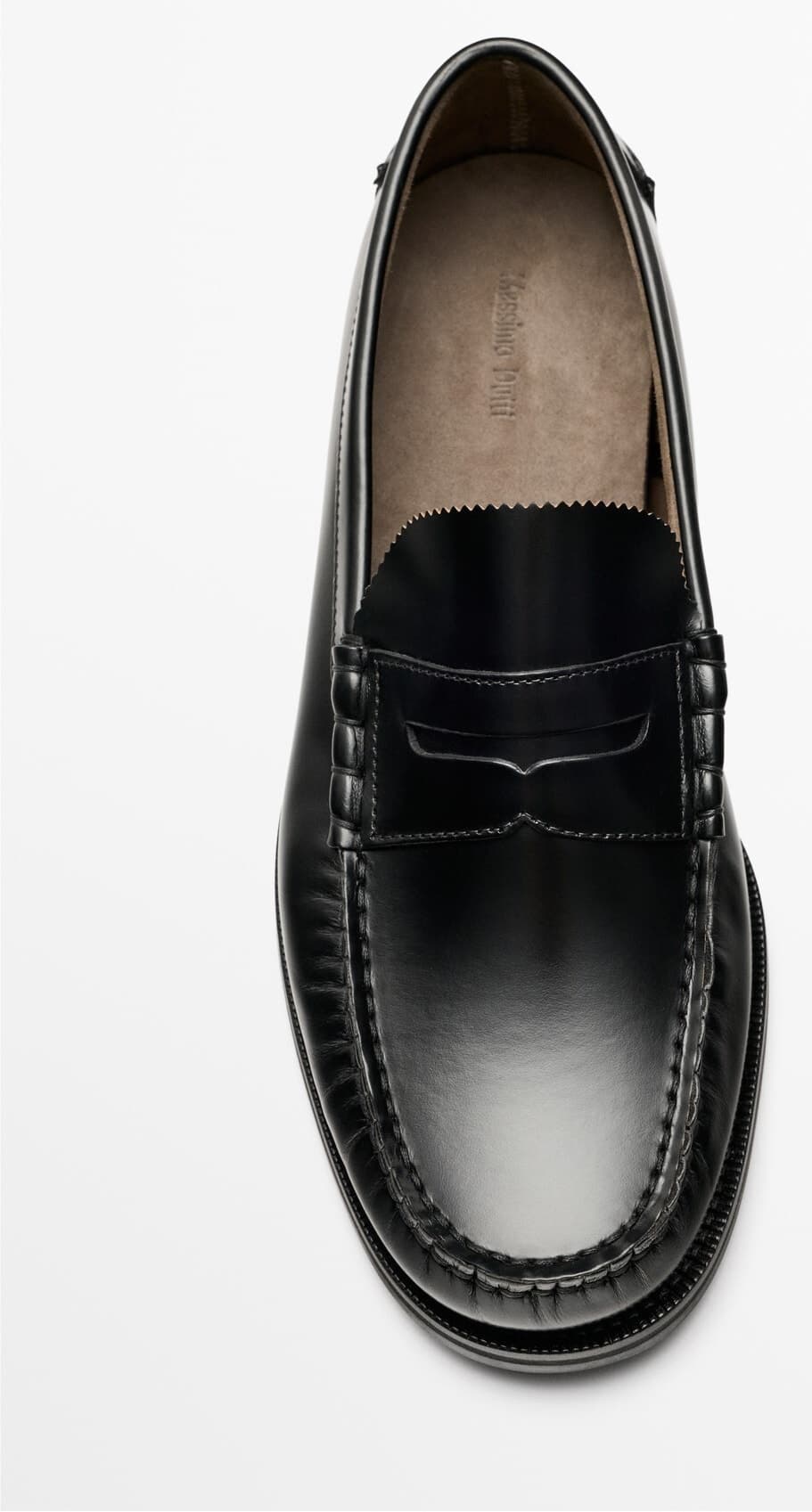 کفش مکاسن مردانه Massimo Dutti چرمی با جزئیات توکا کفش مکاسن مردانه Massimo Dutti چرمی با جزئیات توکا
