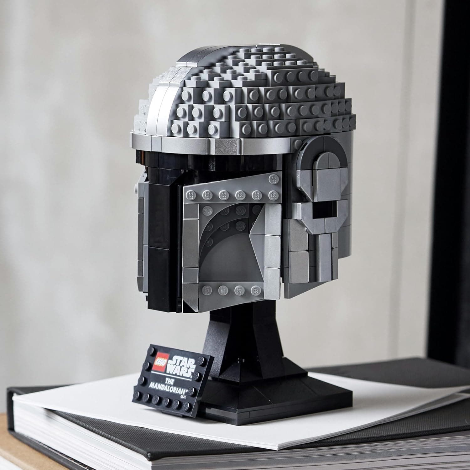 لگو Star Wars Mandalorian کلاهخود مدل 75328 لگو Star Wars Mandalorian کلاهخود مدل 75328