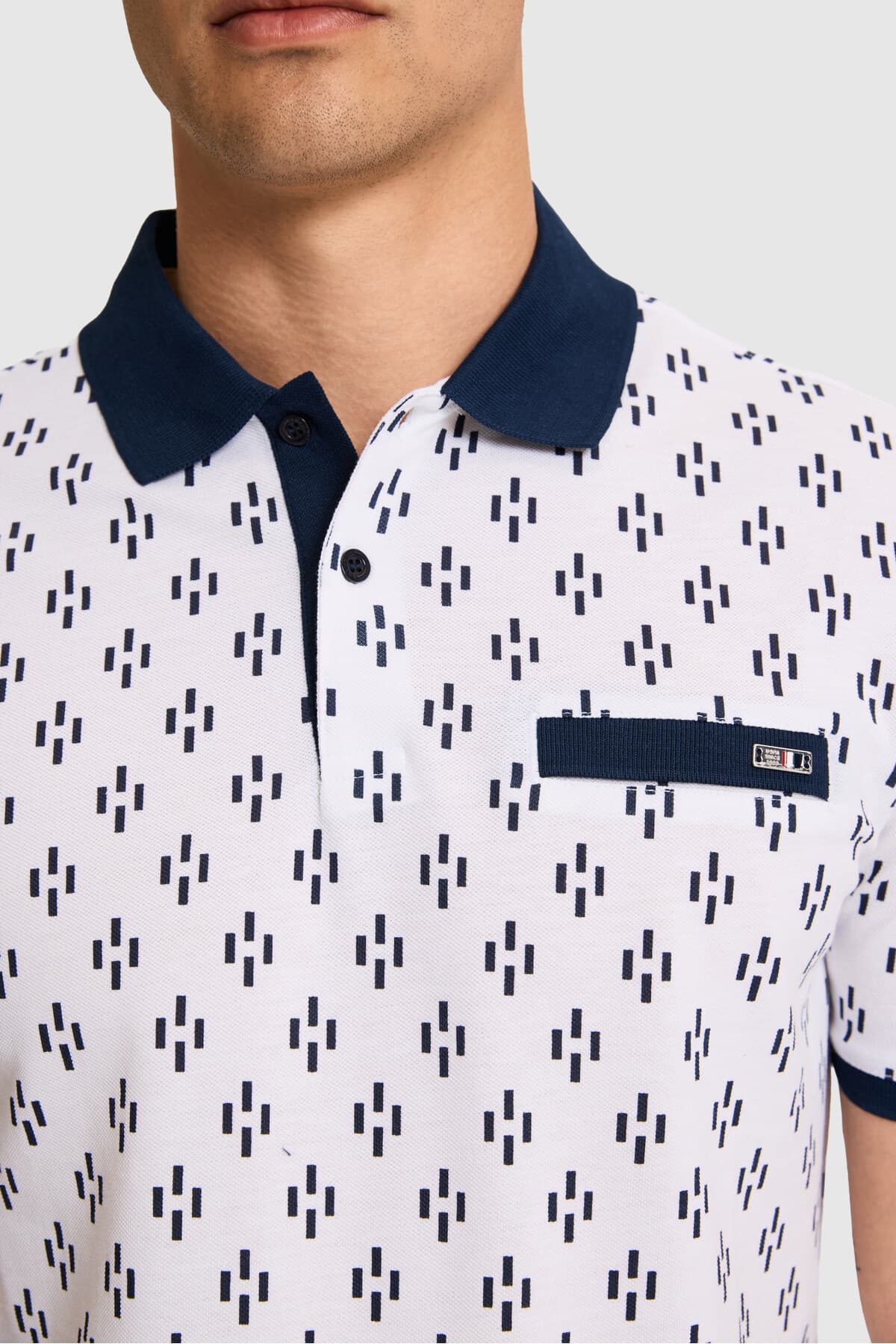 تیشرت مردانه U.S. Polo Assn. فیت معمولی یقه پولو سفید مدل 50326994-VR013 تیشرت مردانه U.S. Polo Assn. فیت معمولی یقه پولو سفید مدل 50326994-VR013
