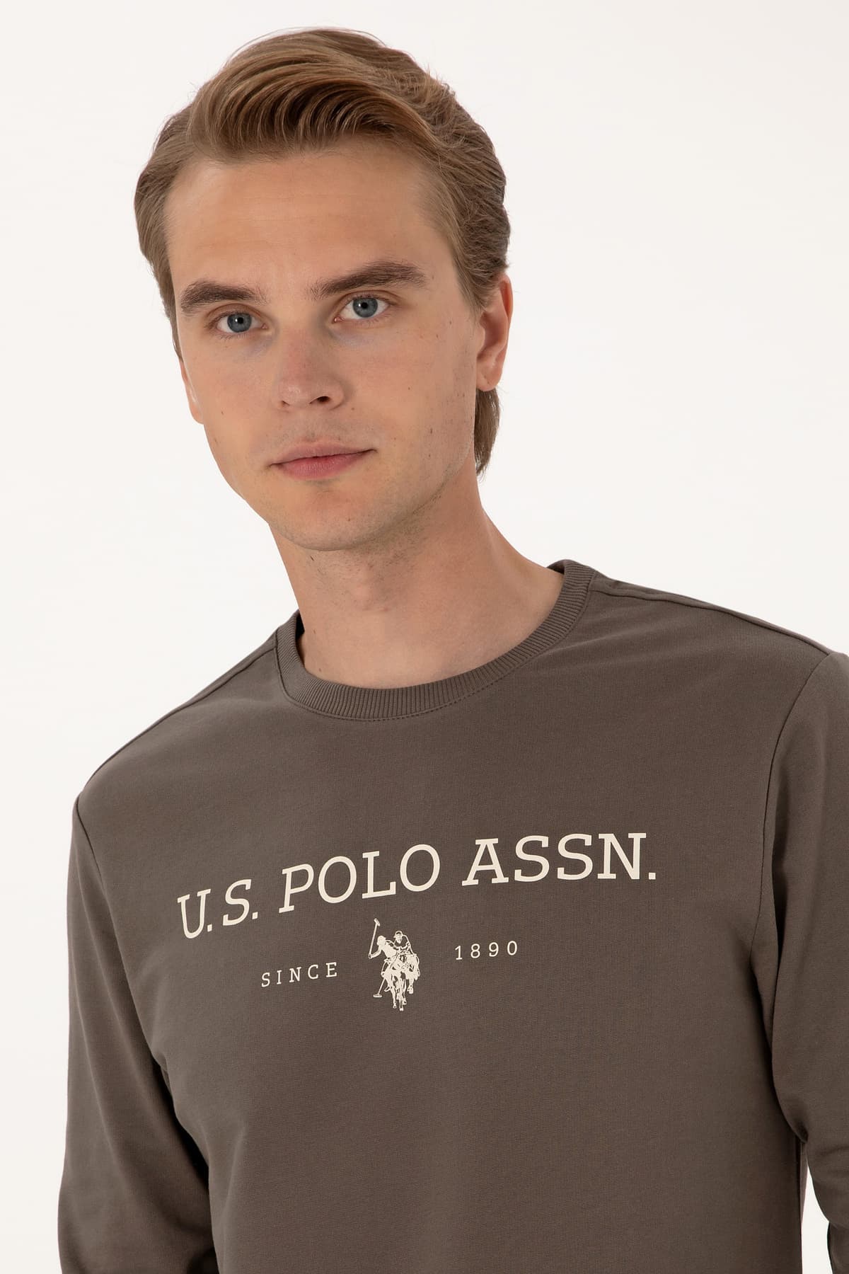 سوئیشرت مردانه U.S. Polo Assn. فیت معمولی یقه گرد ویزون نازک بیسیک مدل 50313743-VR052 سوئیشرت مردانه U.S. Polo Assn. فیت معمولی یقه گرد ویزون نازک بیسیک مدل 50313743-VR052