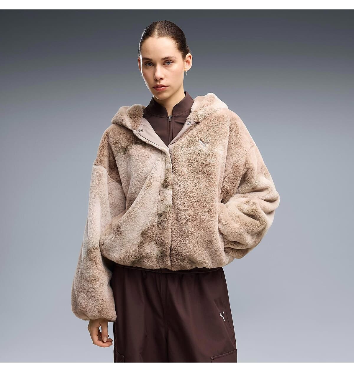 ژاکت زنانه Puma Highloft پولار بژ مدل 637142-81 ژاکت زنانه Puma Highloft پولار بژ مدل 637142-81