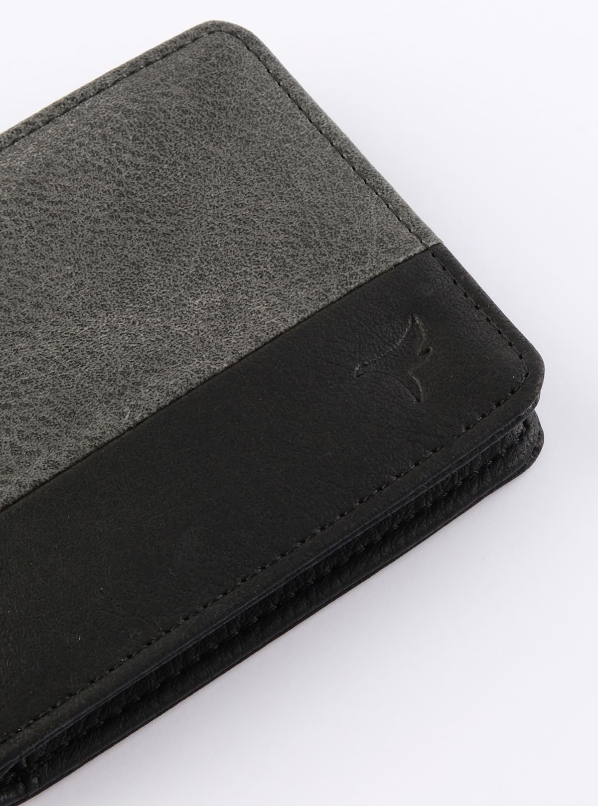 کیف پول مردانه AC&Co Altınyıldız Classics آنتراسیت-مشکی جعبه کادو با جای کارت و اسکناس کیف پول مردانه AC&Co Altınyıldız Classics آنتراسیت-مشکی جعبه کادو با جای کارت و اسکناس