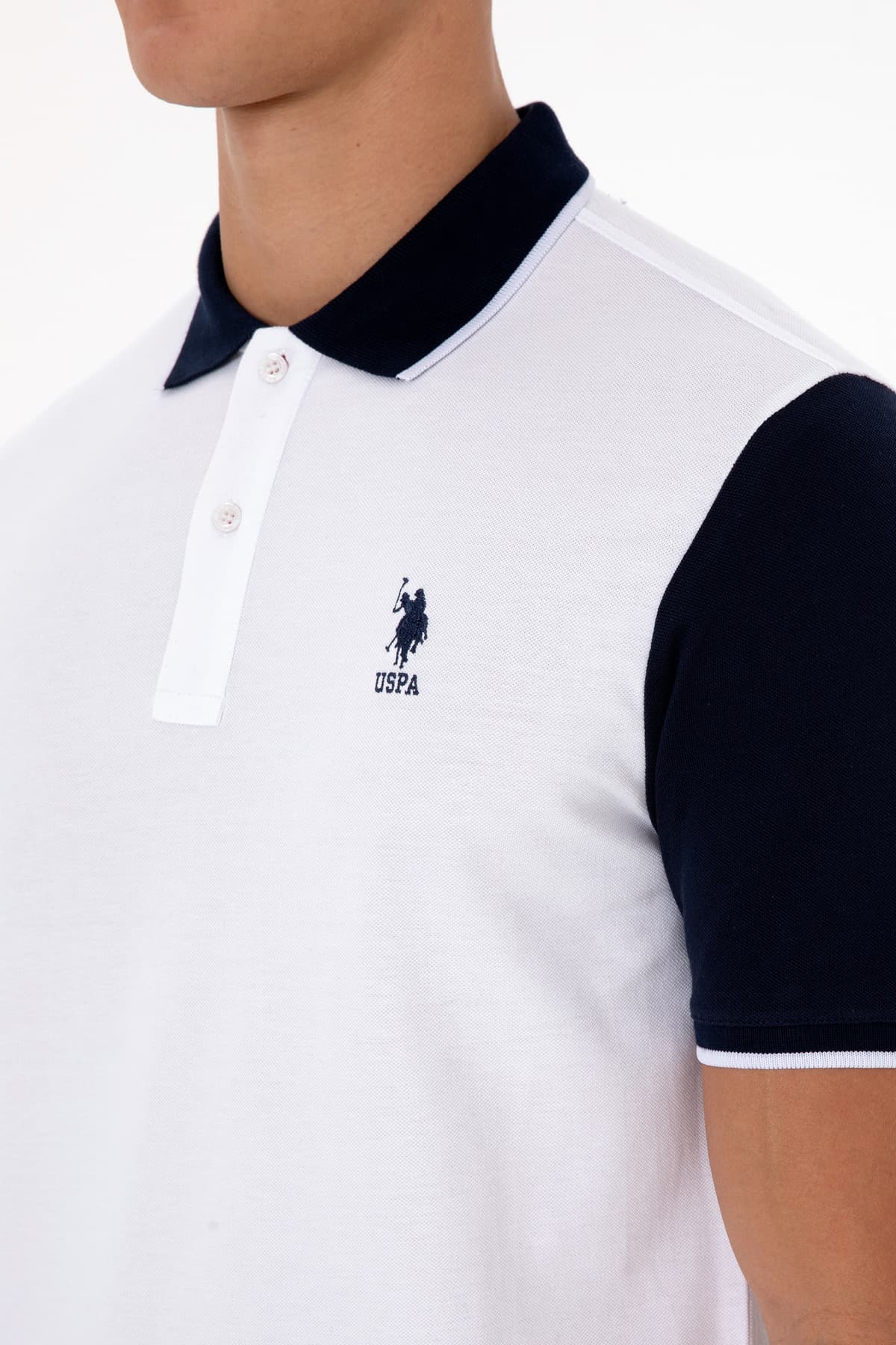 تیشرت مردانه U.S. Polo Assn. سفید فیت معمولی یقه پولو مدل 50306871-VR013 تیشرت مردانه U.S. Polo Assn. سفید فیت معمولی یقه پولو مدل 50306871-VR013