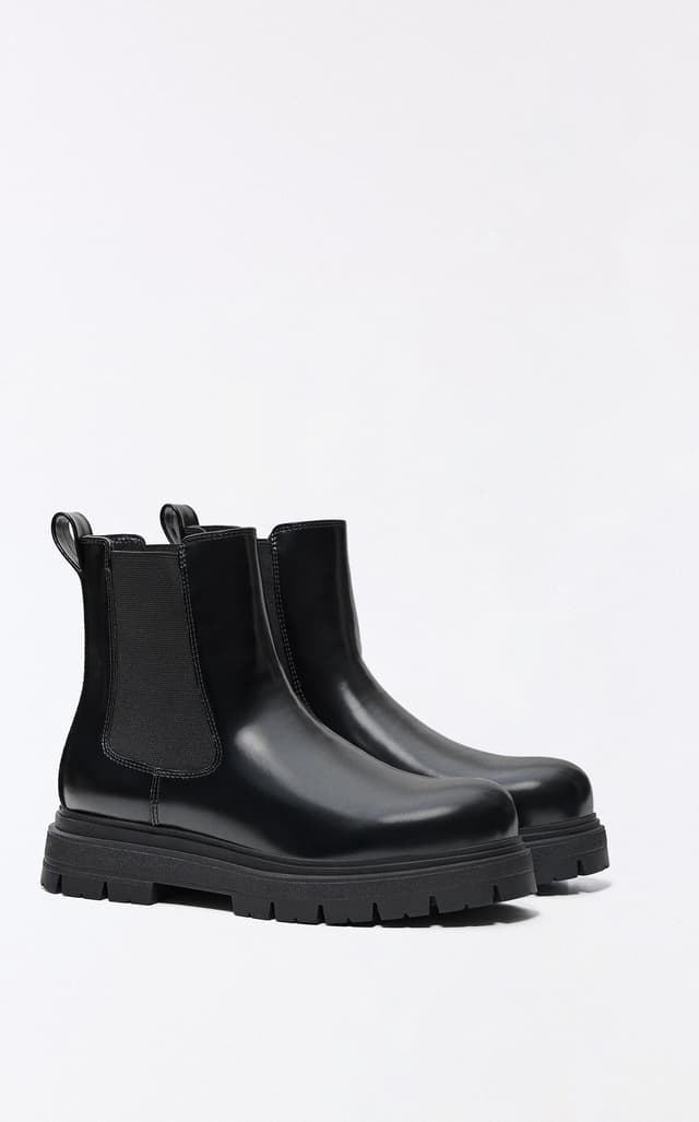 بوت مردانه Bershka مدل CHELSEA بوت مردانه Bershka مدل CHELSEA