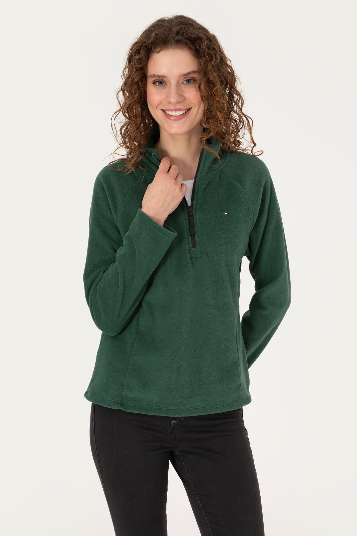 سوئیشرت پولار زنانه U.S. Polo Assn. زیپدار سبز تیره یقه ایستاده مدل 50316714-VR079 سوئیشرت پولار زنانه U.S. Polo Assn. زیپدار سبز تیره یقه ایستاده مدل 50316714-VR079