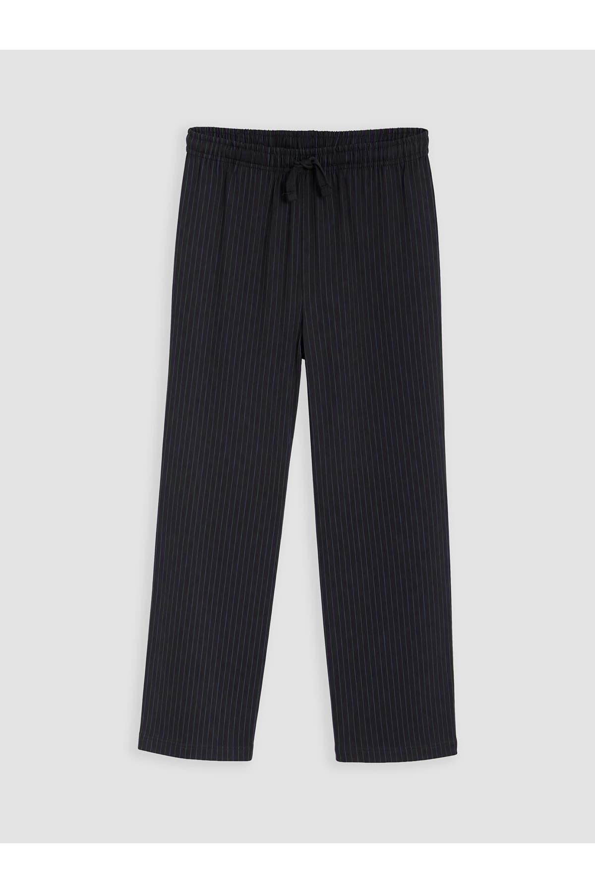 ست پیژامه مردانه LC Waikiki مشکی راهراه نخی دکمهدار مدل W62734B8 ست پیژامه مردانه LC Waikiki مشکی راهراه نخی دکمهدار مدل W62734B8