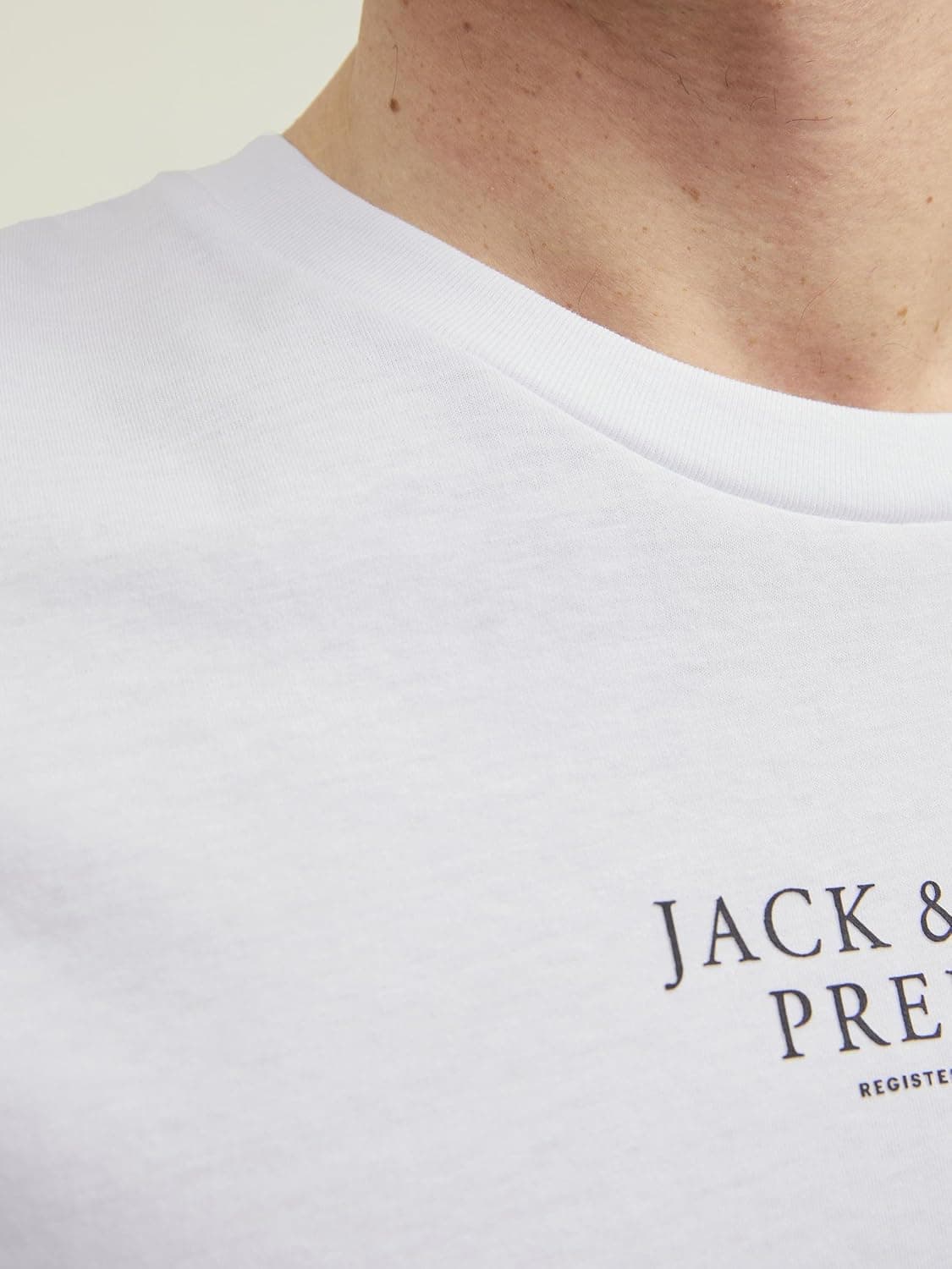 تیشرت مردانه JACK & JONES مدل BLUARCHIE تیشرت مردانه JACK & JONES مدل BLUARCHIE