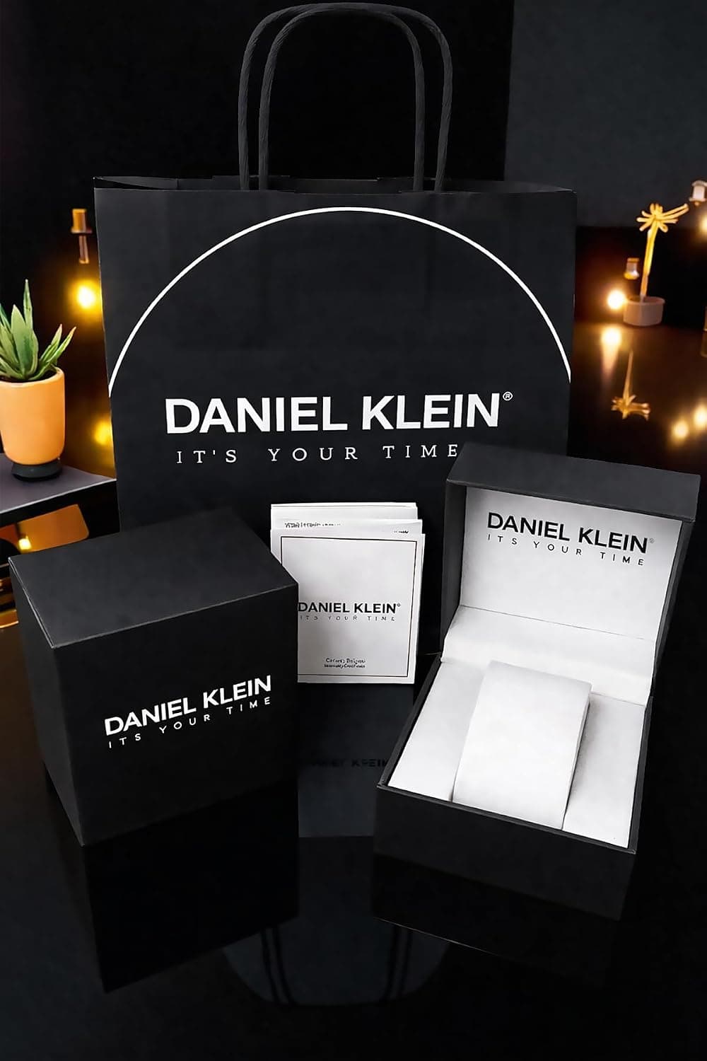 ساعت مردانه Daniel Klein ضدآب 3 ATM بند فولادی نقرهای پترولی مدل DKE2051C5 ساعت مردانه Daniel Klein ضدآب 3 ATM بند فولادی نقرهای پترولی مدل DKE2051C5