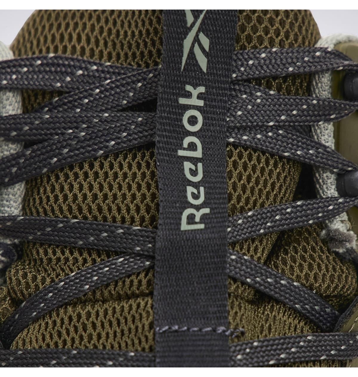 بوت مردانه Reebok مشکی مخصوص فضای باز مدل BASE TRAIL MID بوت مردانه Reebok مشکی مخصوص فضای باز مدل BASE TRAIL MID