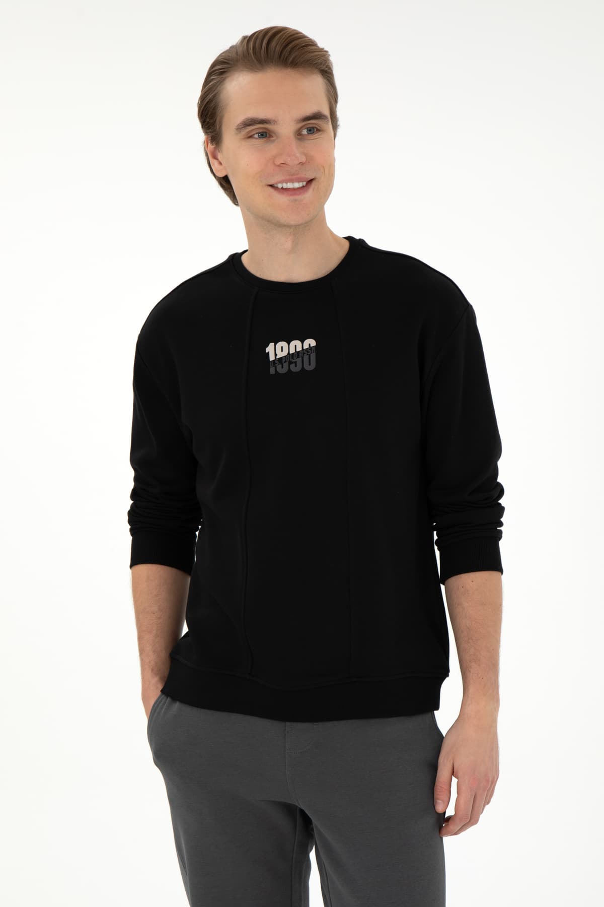 سویشرت مردانه U.S. Polo Assn. یقه گرد فیت راحت مشکی مدل 50293430-VR046 سویشرت مردانه U.S. Polo Assn. یقه گرد فیت راحت مشکی مدل 50293430-VR046