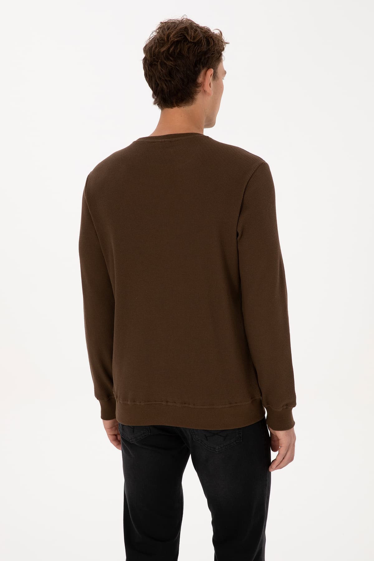 اسوئیشرت مردانه U.S. Polo Assn. فیت معمولی یقه گرد قهوهای مدل 50316390-VR029 اسوئیشرت مردانه U.S. Polo Assn. فیت معمولی یقه گرد قهوهای مدل 50316390-VR029