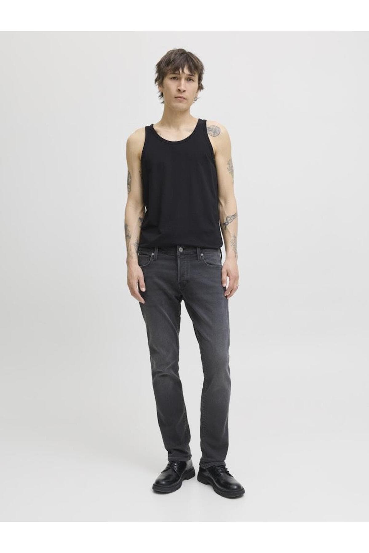 شلوار جین مردانه Jack & Jones مدل JJIMIKE FOX SQ 426 NOOS شلوار جین مردانه Jack & Jones مدل JJIMIKE FOX SQ 426 NOOS