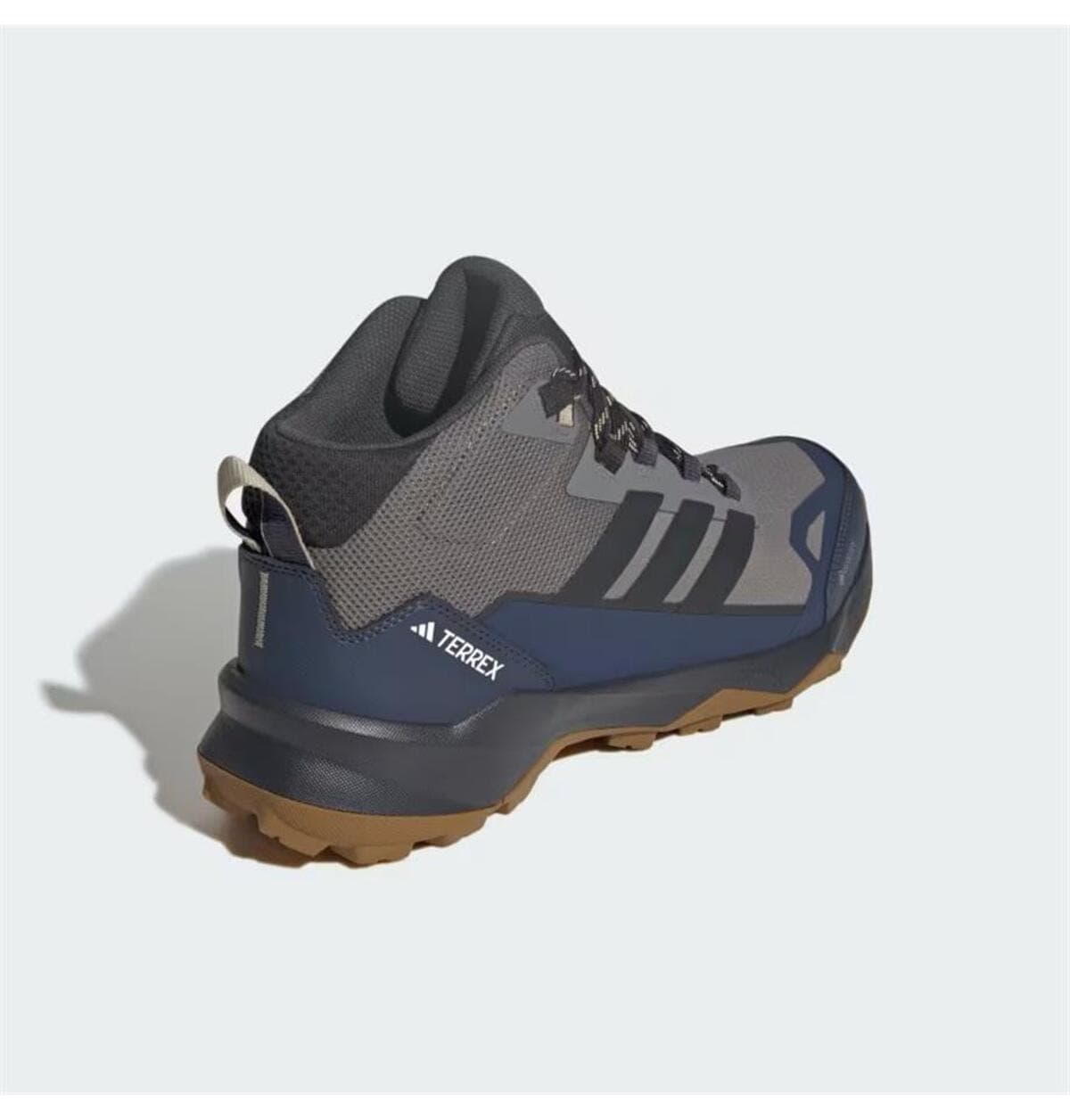 کفش کوهنوردی زنانه adidas مدل TERREX SKYCHASER AX5 MID GTX کفش کوهنوردی زنانه adidas مدل TERREX SKYCHASER AX5 MID GTX