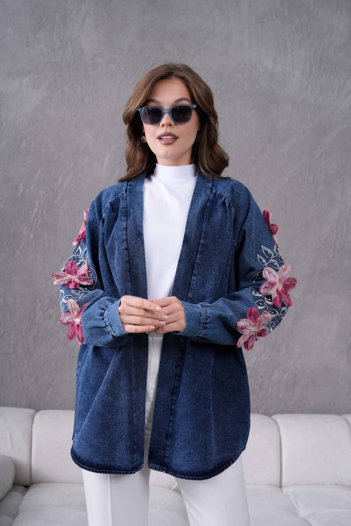 ژاکت کیمونو زنانه Moda Neval جین تور با گلدوزی گل ژاکت کیمونو زنانه Moda Neval جین تور با گلدوزی گل