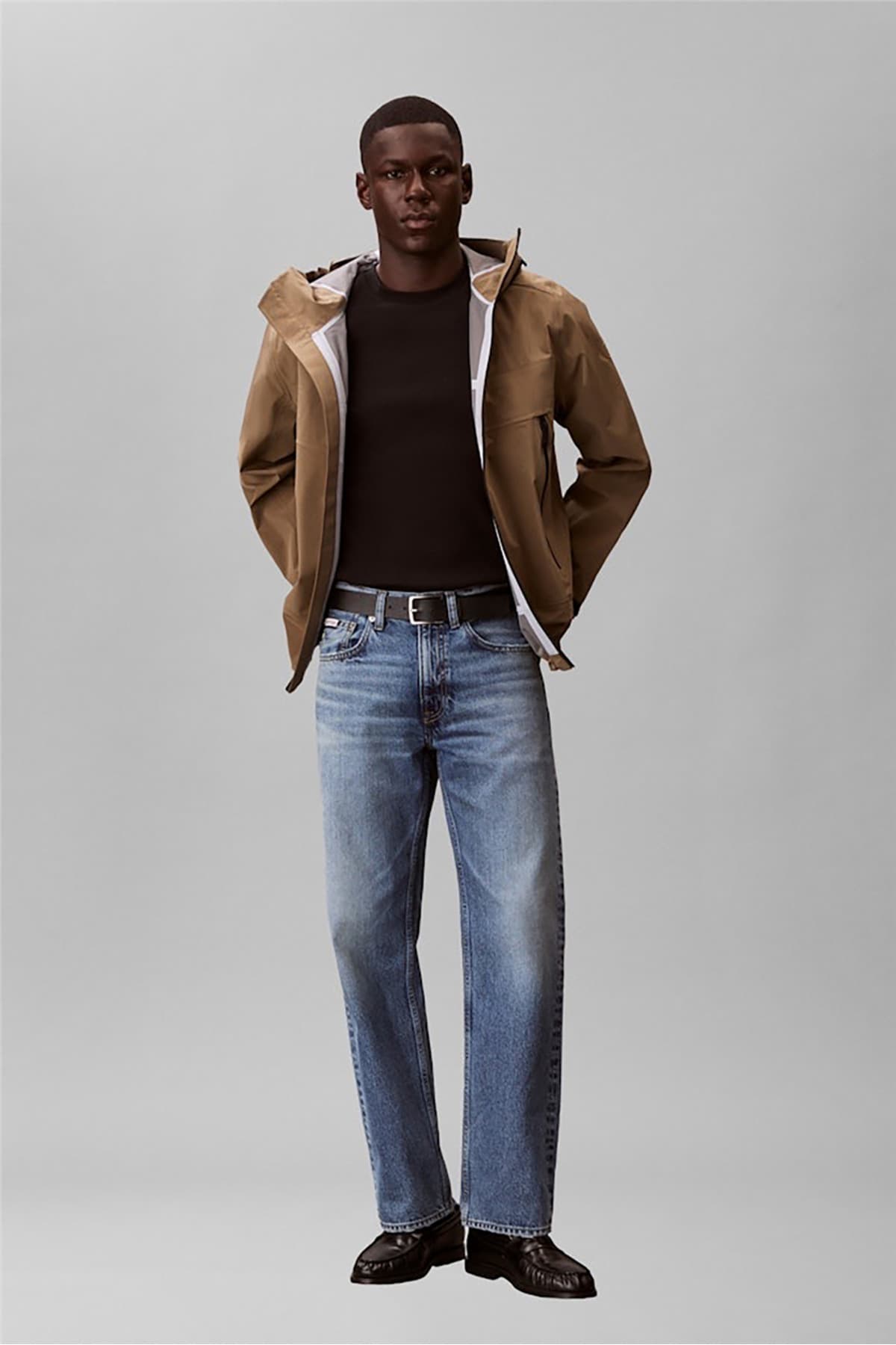 تیشرت مردانه Calvin Klein یقه گرد Waffle Badge مشکی تیشرت مردانه Calvin Klein یقه گرد Waffle Badge مشکی