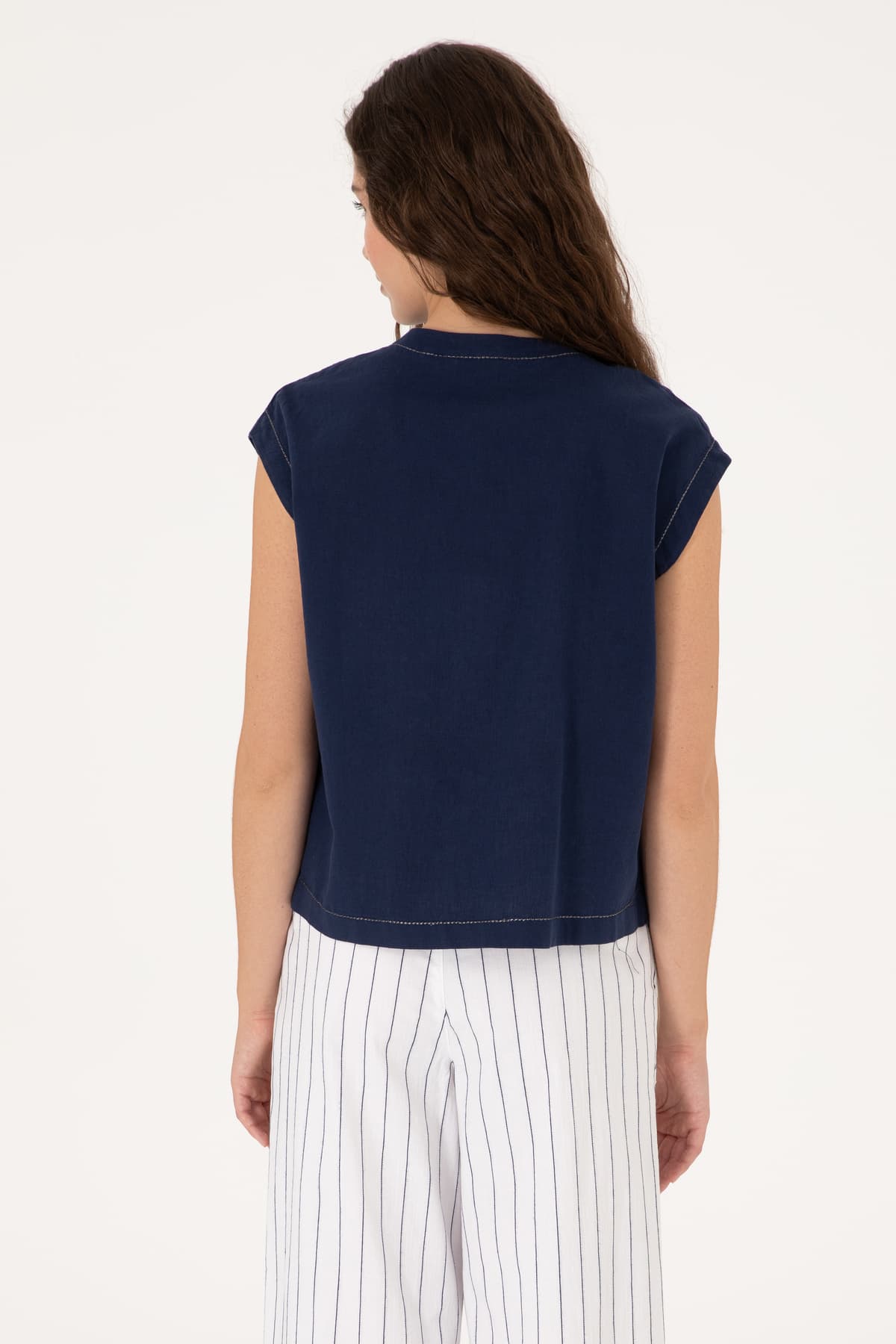 پیراهن زنانه U.S. Polo Assn. آستین کوتاه ترکیب کتان سرمهای مدل 50299436-VR033 پیراهن زنانه U.S. Polo Assn. آستین کوتاه ترکیب کتان سرمهای مدل 50299436-VR033