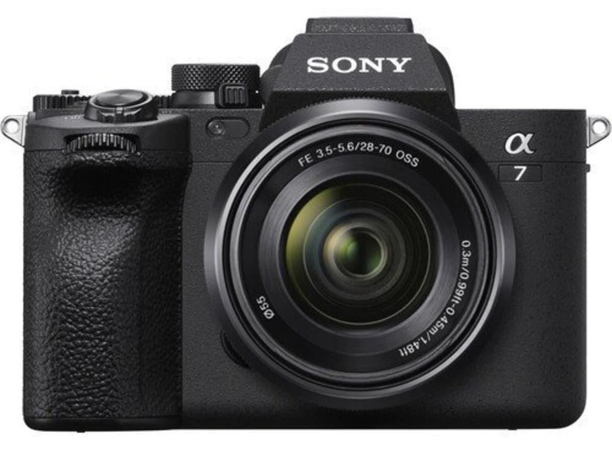 دوربین بدون آینه Sony مدل A7 IV همراه لنز 28-70mm دوربین بدون آینه Sony مدل A7 IV همراه لنز 28-70mm